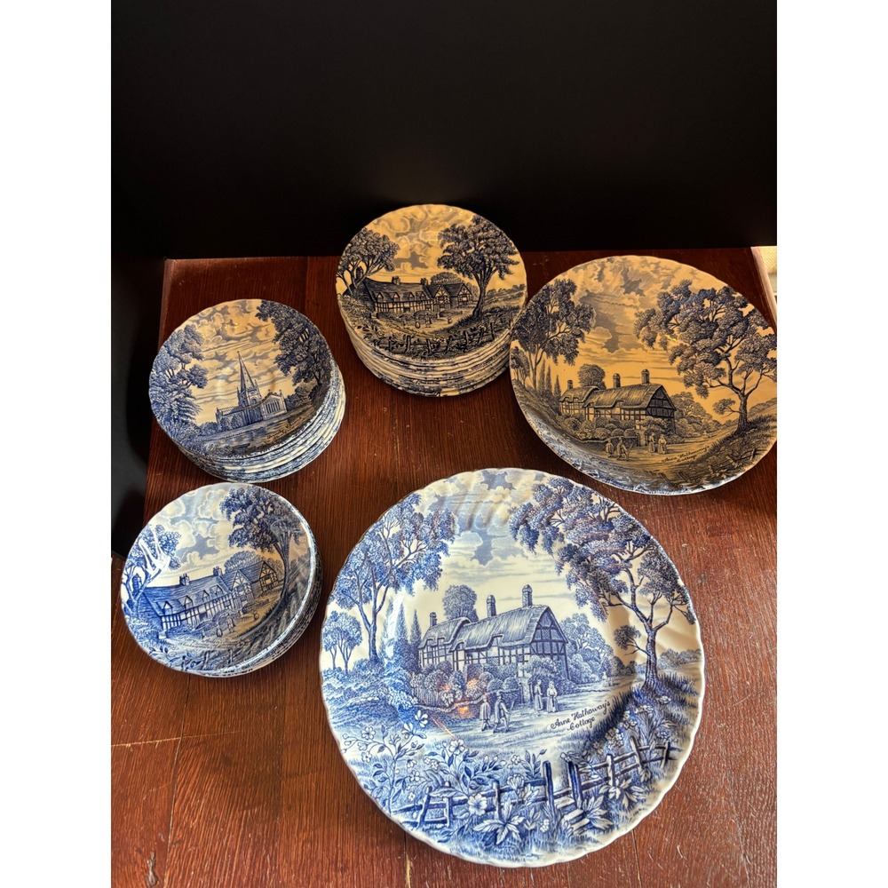 Royal Essex Shakespeares Country Blue White Ironstone 45p Dinnerware Set England